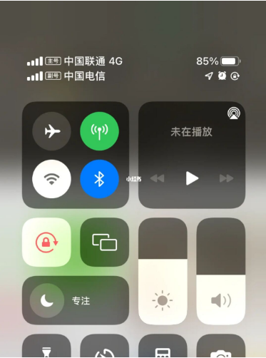 随县苹果手机维修分享iPhone双卡信号解决办法 