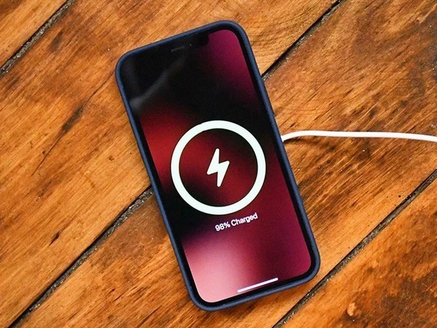 随县苹果手机维修分享iPhone 12可以随便充电吗 